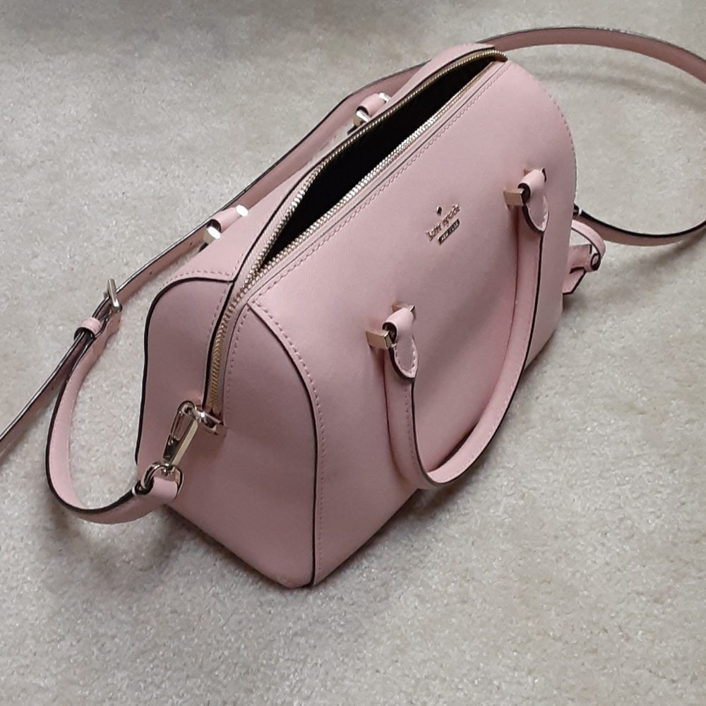 NWOT Kate Spade baby pink purse - Picture 3 of 3